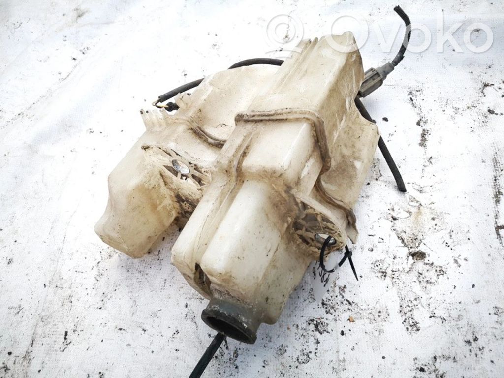 Zbiornik płynu do spryskiwaczy szyby przedniej / czołowej   3065561,3065561
