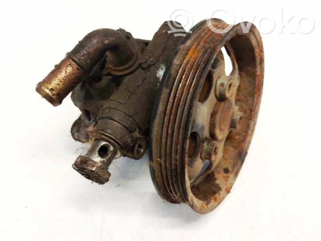 Audi A4 S4 B5 8D Pompa wspomagania 