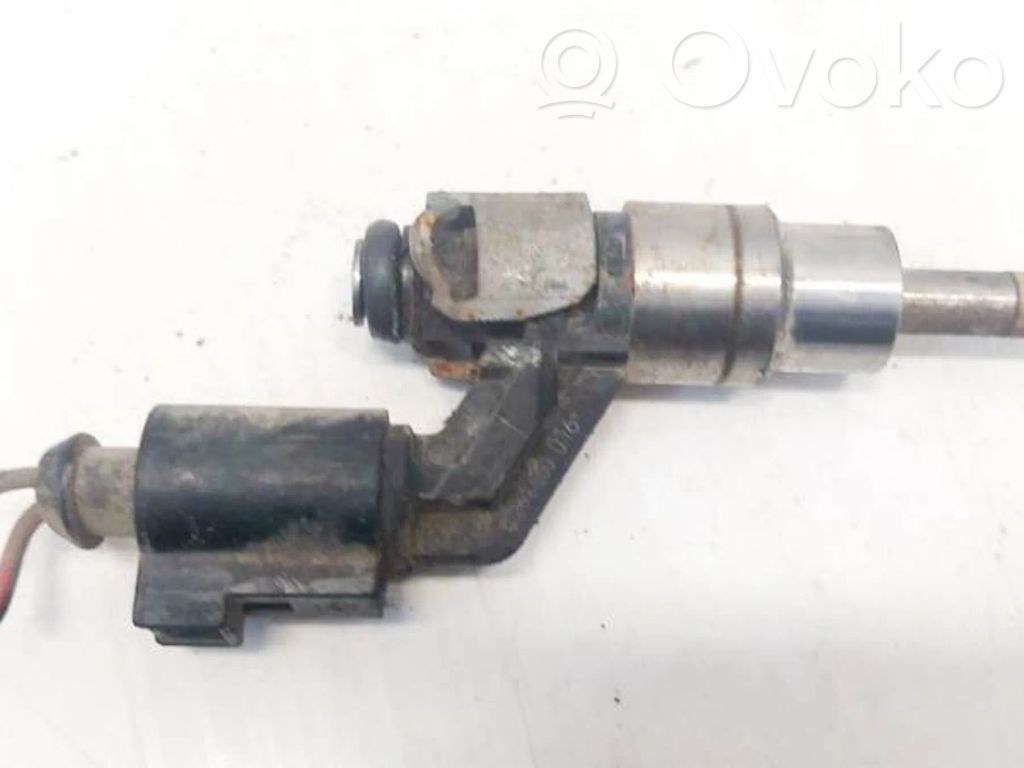 Volkswagen Golf V Inyector de combustible 