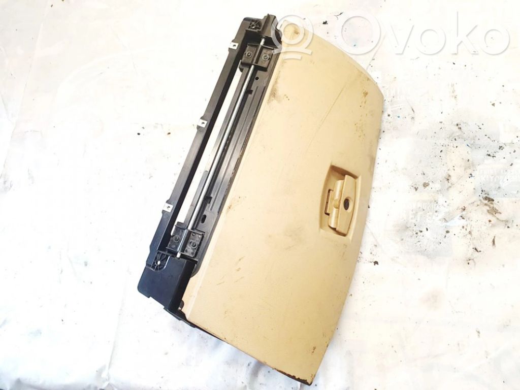 BMW 5 E60 E61 Handschuhfach 