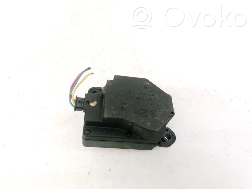 Volvo V70 Motor/actuator clapetă aer 