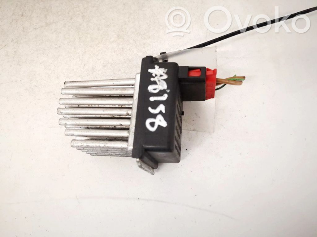 Audi A6 S6 C5 4B Heizungslüfter Regler Widerstand 