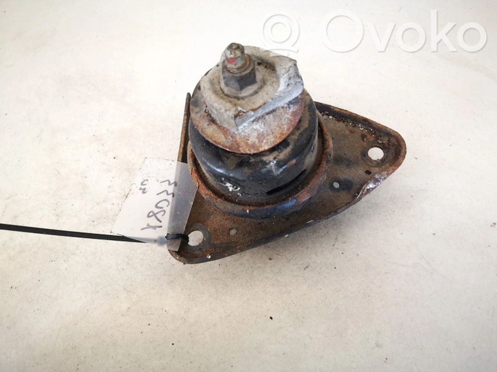 Soporte de montaje del motor