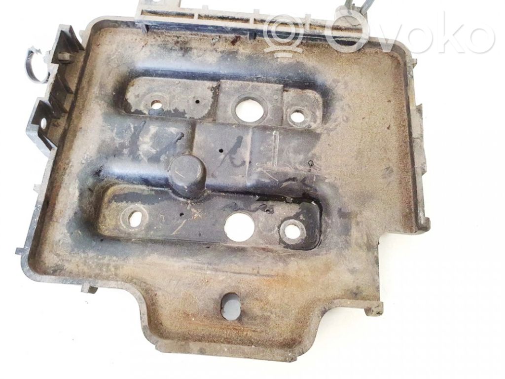 Hyundai Getz Bandeja para la caja de la batería 