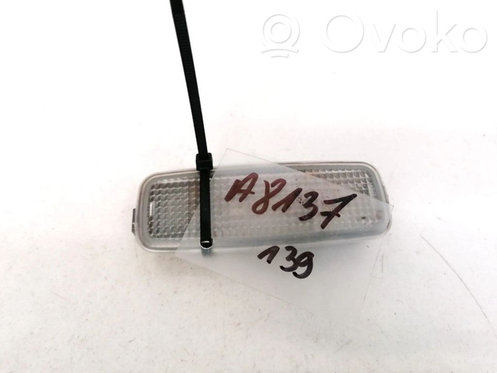 Otras luces interiores   8L0947105A,8L0947105A