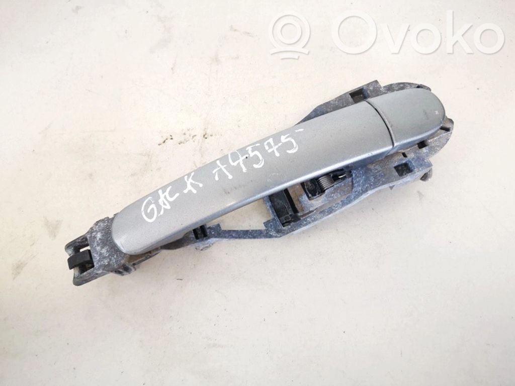 Volkswagen PASSAT B5.5 Maniglia esterna per portiera anteriore