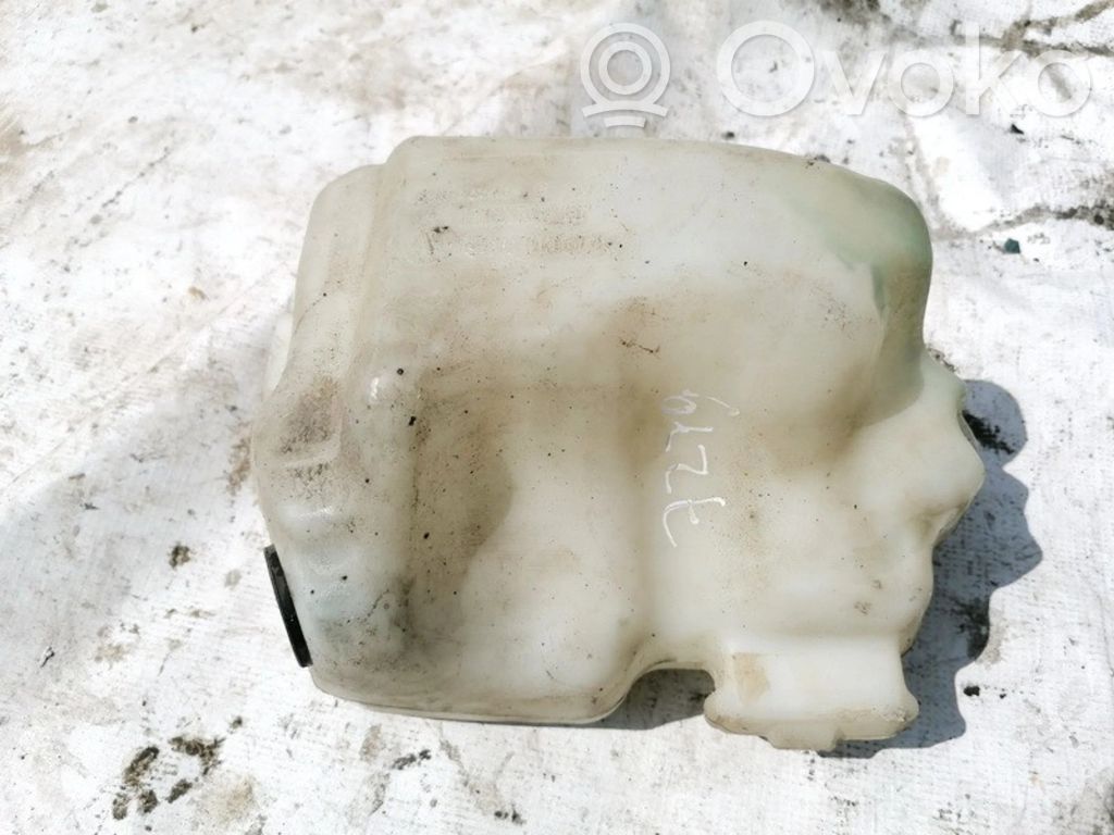 Renault Megane II Tuulilasinpesimen nestesäiliö 
