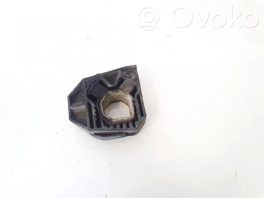 Soporte de montaje del radiador   1339182,1339182