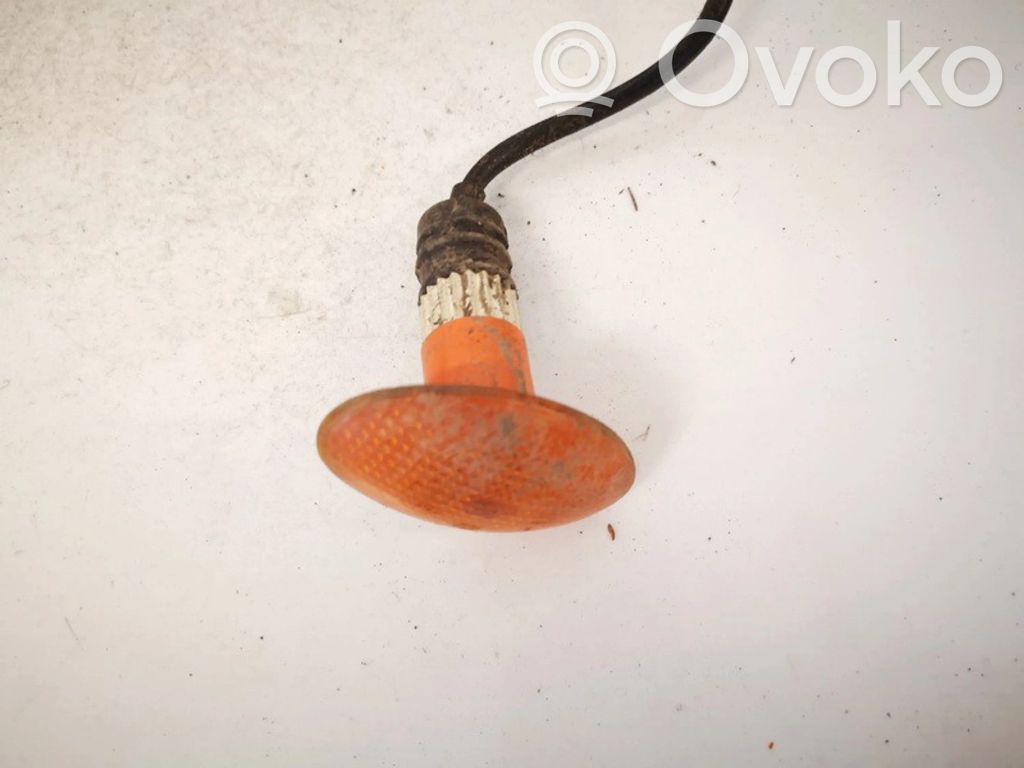 Mazda 121 SM Seitenblinker