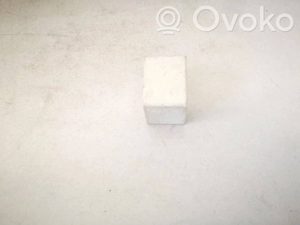 Otros relés   AVVACP3,AVVACP3