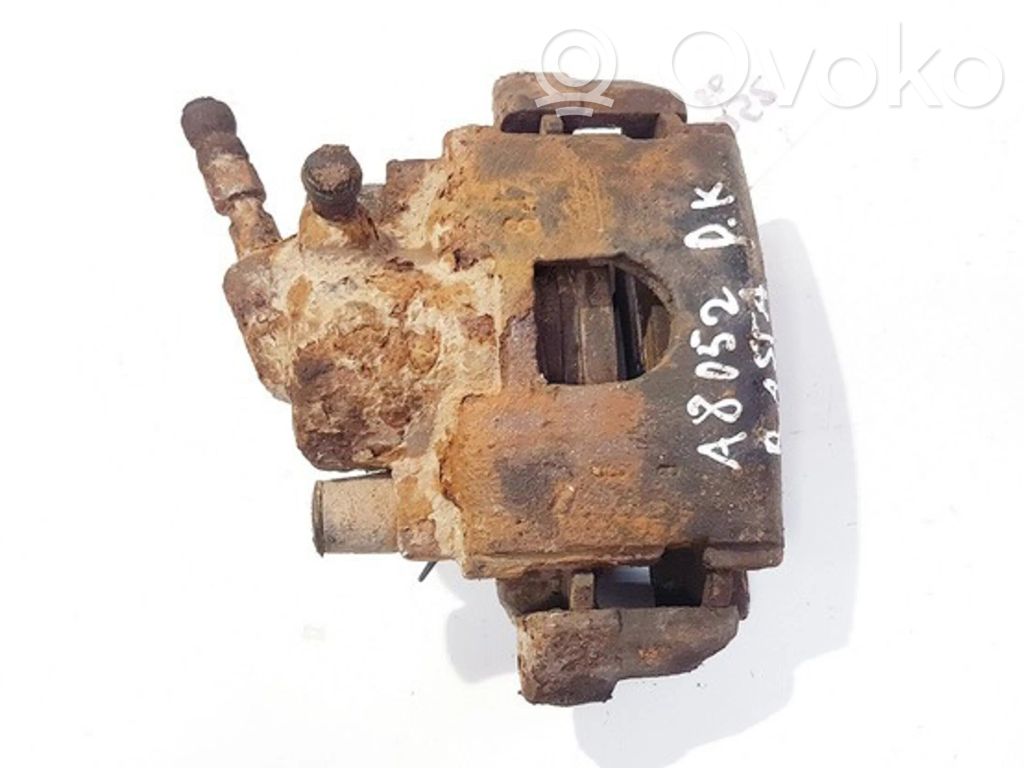 Mazda 121 SM Etujarrusatula 
