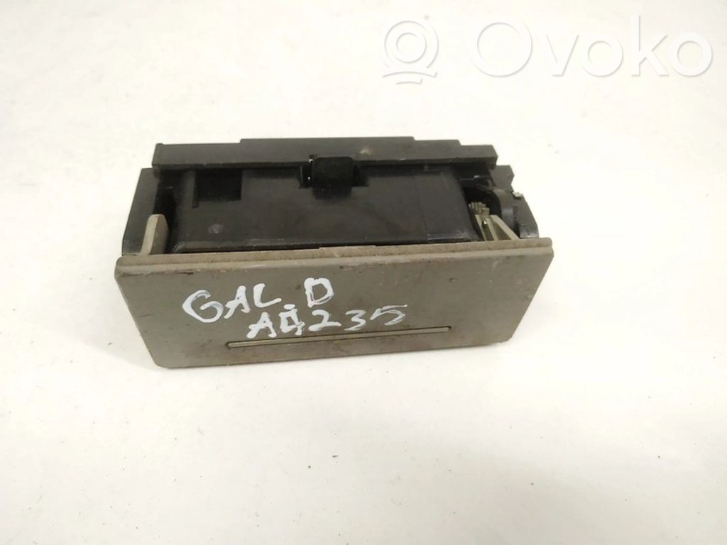 Cenicero del coche   4B0857406,4B0857406