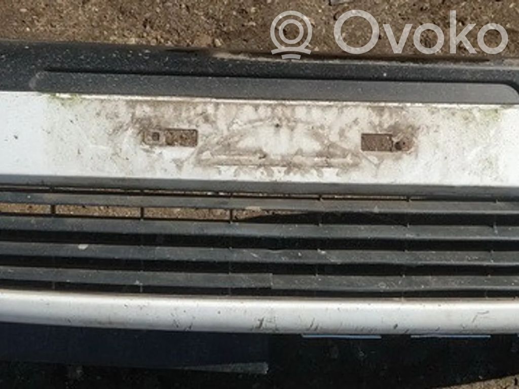 Opel Zafira A Передний бампер 