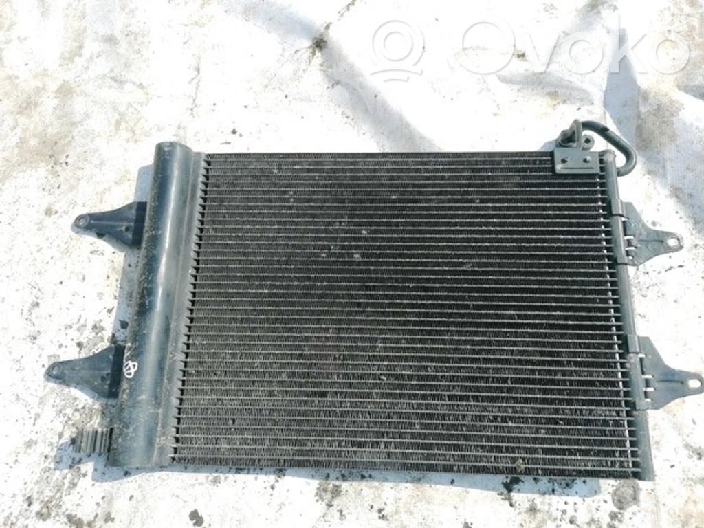 Volkswagen Polo Skraplacz / Chłodnica klimatyzacji 
