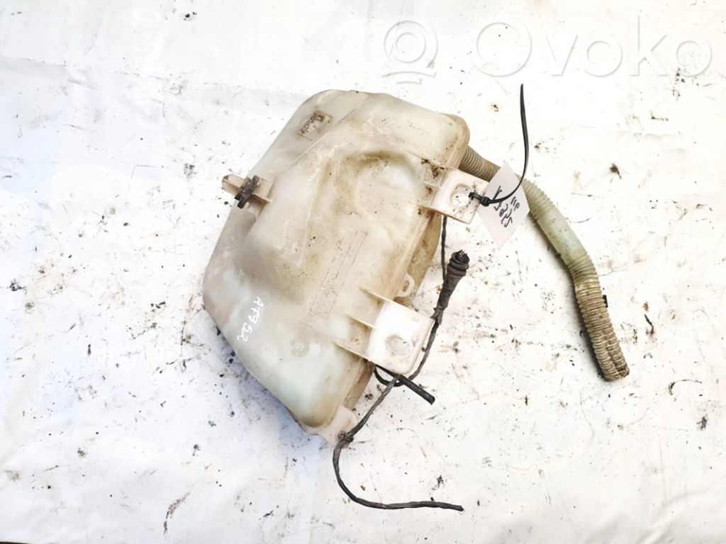 BMW 5 E39 Serbatoio/vaschetta liquido lavavetri parabrezza