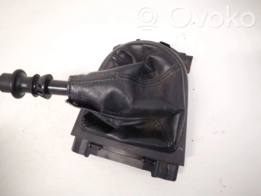 Contour de levier de vitesses   8015A009ZZ,8015A009ZZ