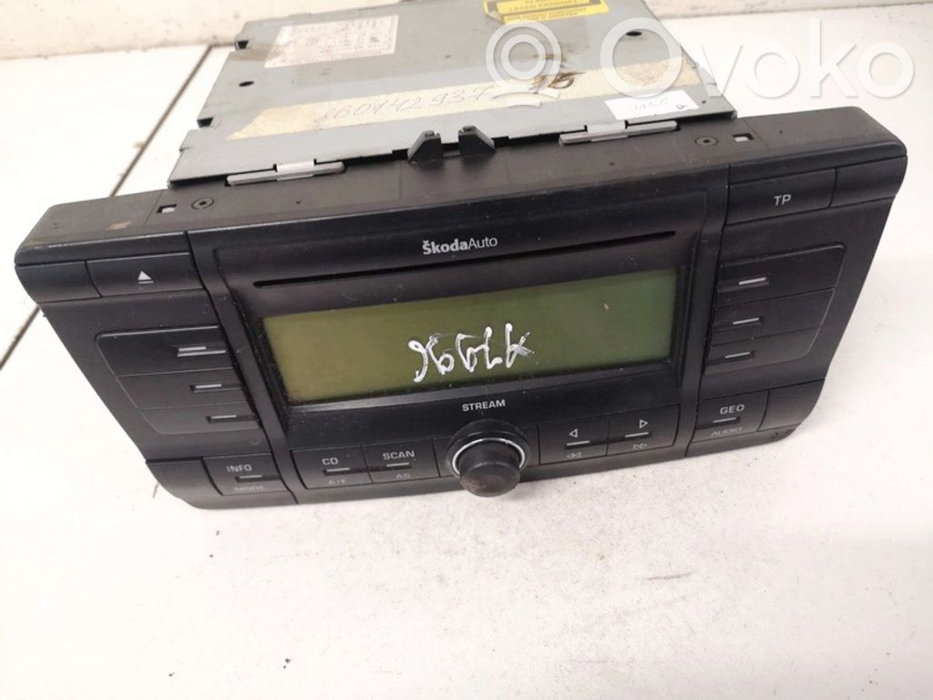 Skoda Octavia Mk2 (1Z) Unità principale autoradio/CD/DVD/GPS