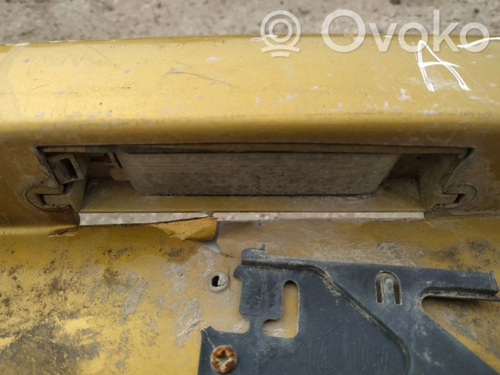 Toyota Yaris Lampă număr