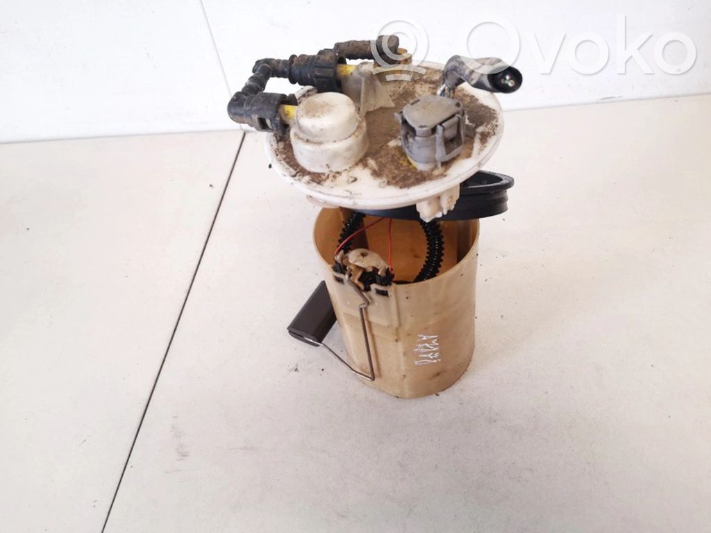 Toyota Avensis T250 Sensore di livello del carburante