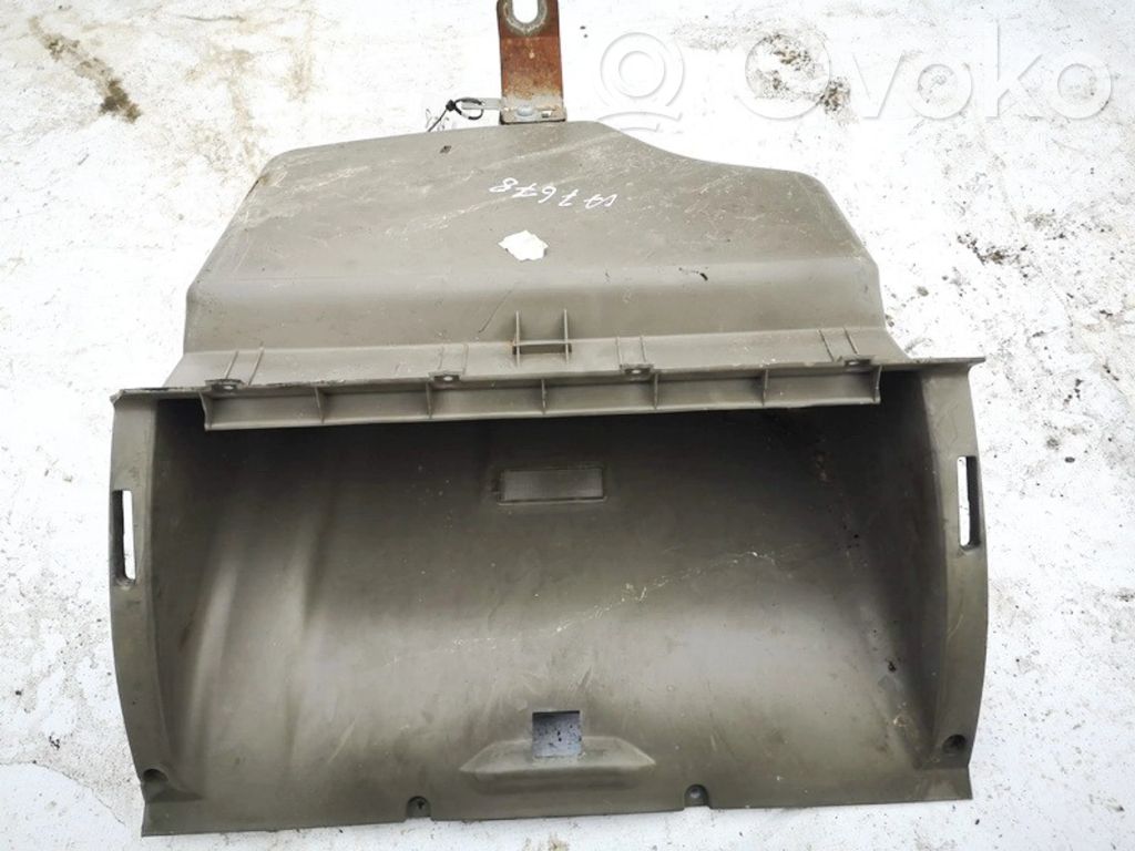 Citroen Xsara Picasso Handschuhfach 
