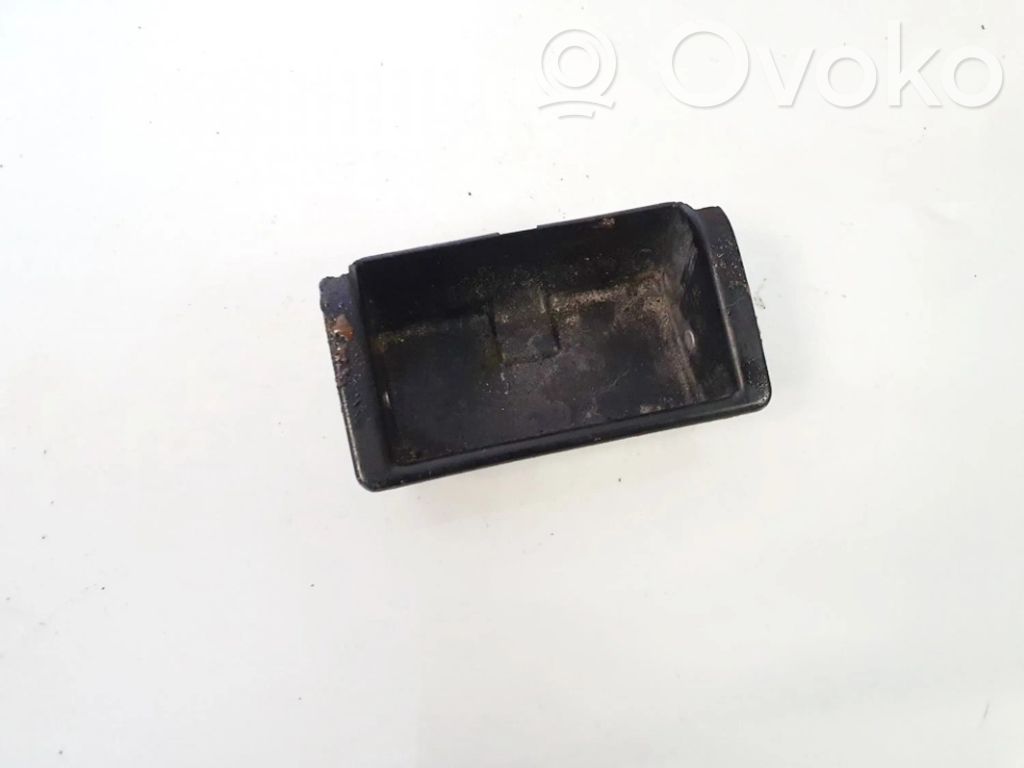 Posacenere auto   8D0857961A,8D0857961A