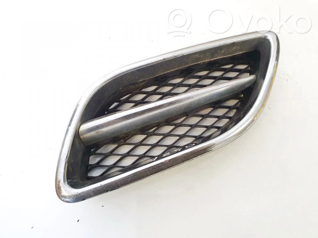 Nissan Primera Griglia anteriore 