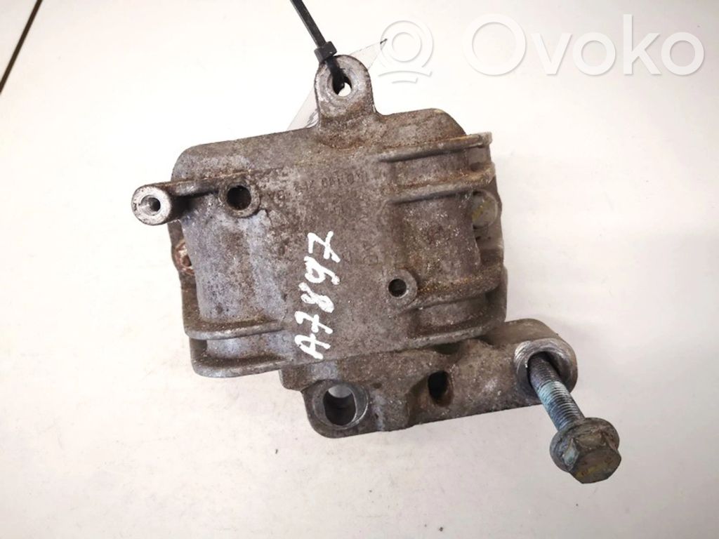 Skoda Octavia Mk2 (1Z) Supporto di montaggio del motore 