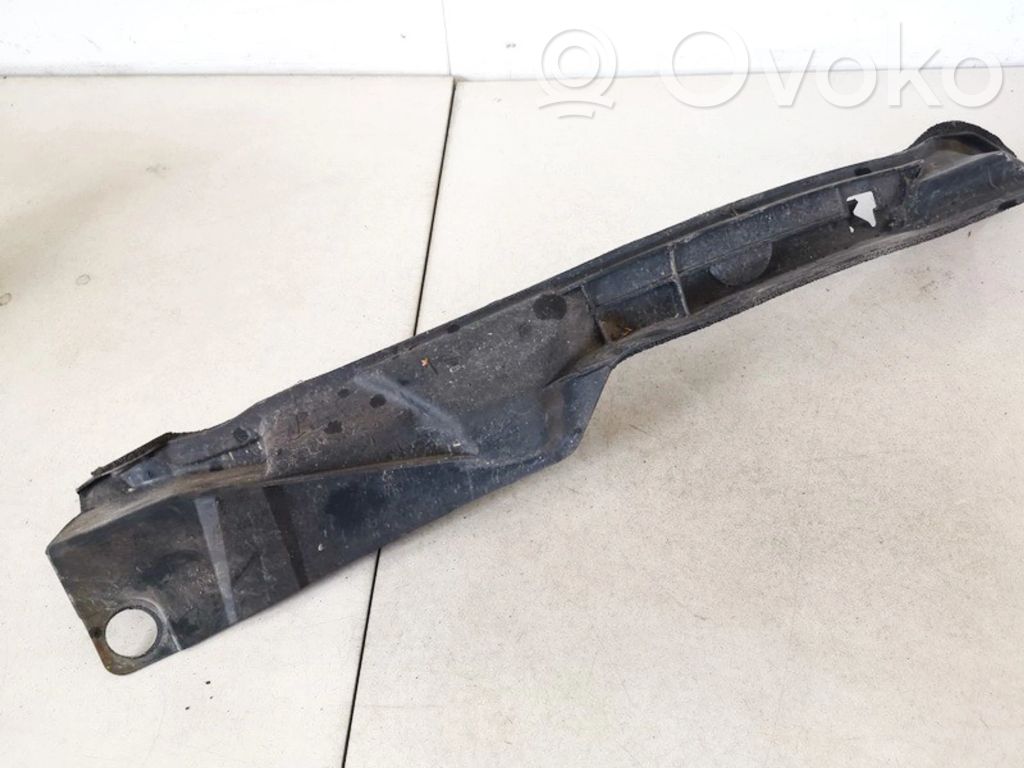 Toyota Corolla E120 E130 Muu ulkopuolen osa
