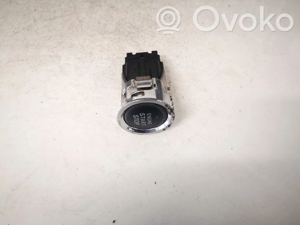 Toyota Corolla Verso AR10 Interruttore a pulsante start e stop motore