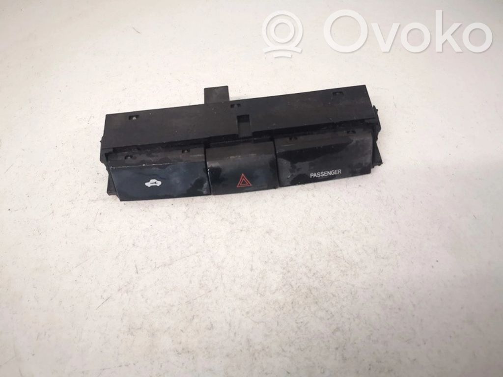Toyota Corolla Verso AR10 Interruttore luci di emergenza 