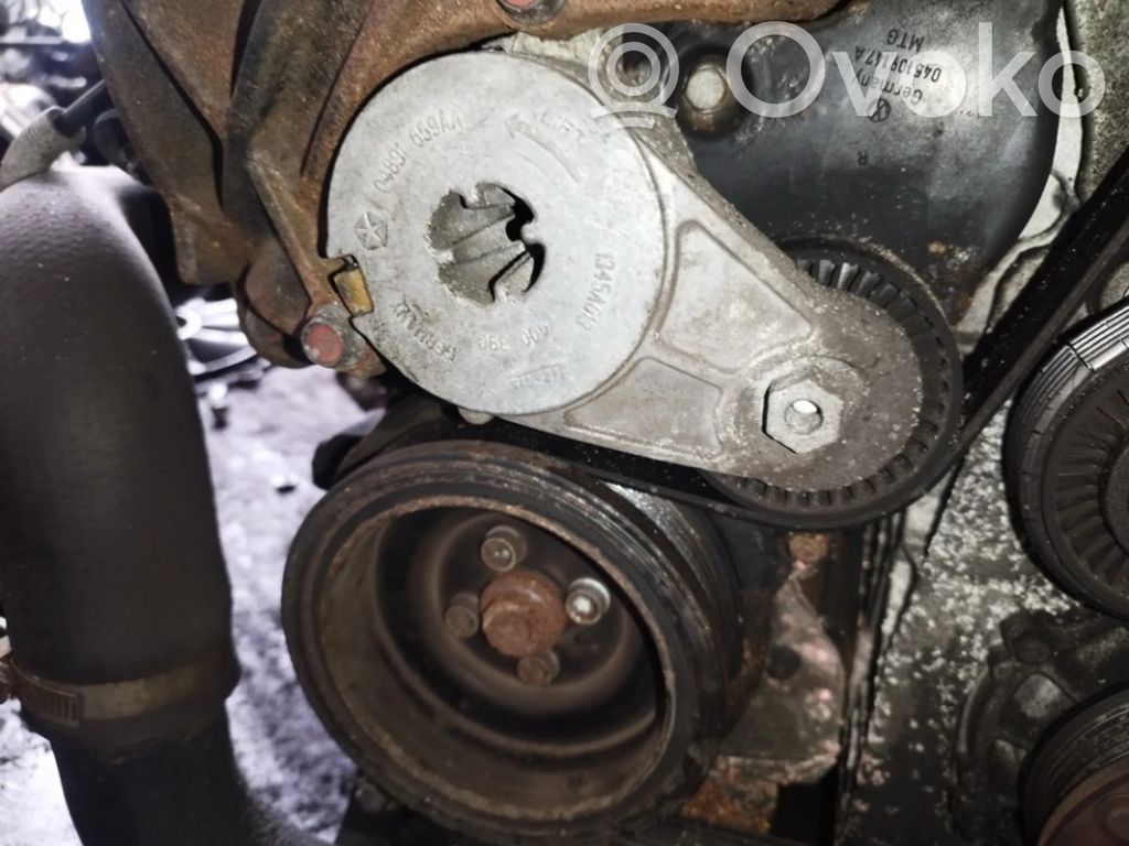 Mitsubishi Outlander Întinzător curea generator/alternator 