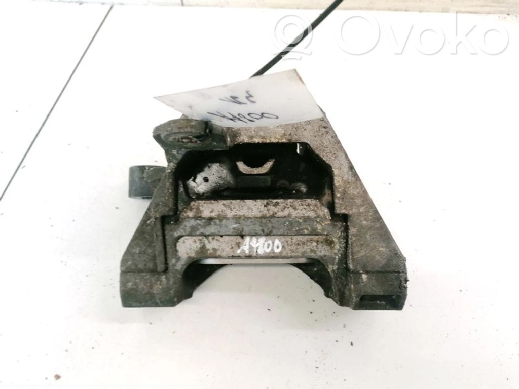 Opel Vectra C Engine mount bracket 
