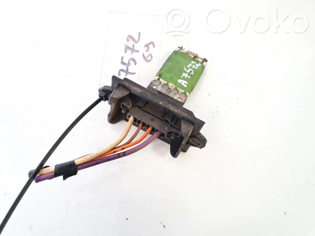 Peugeot 1007 Motor aerotermă/rezistor ventilator 