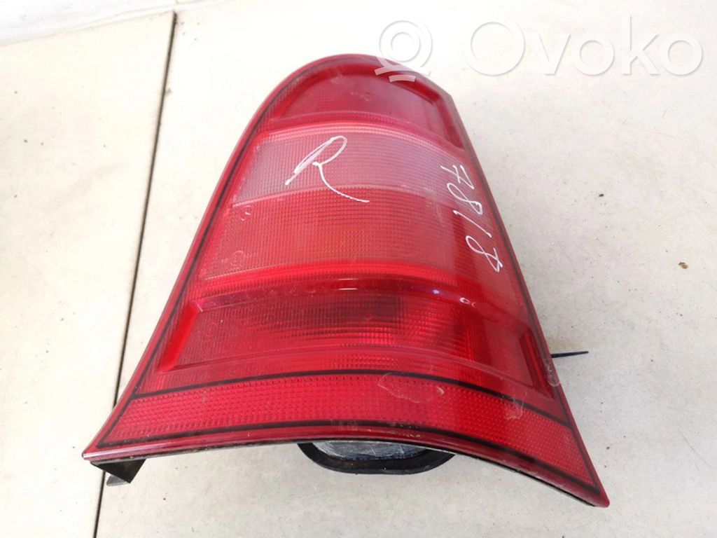 Mercedes-Benz A W168 Feux arrière / postérieurs