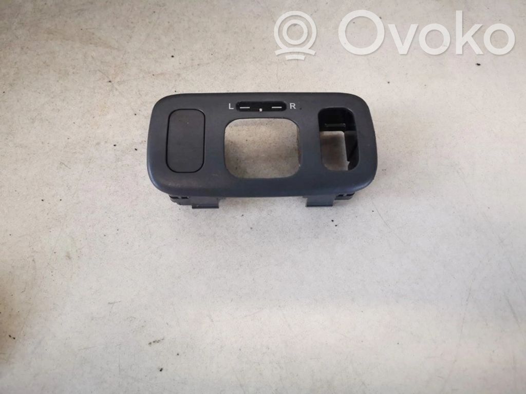 Toyota Yaris Otros repuestos del interior 