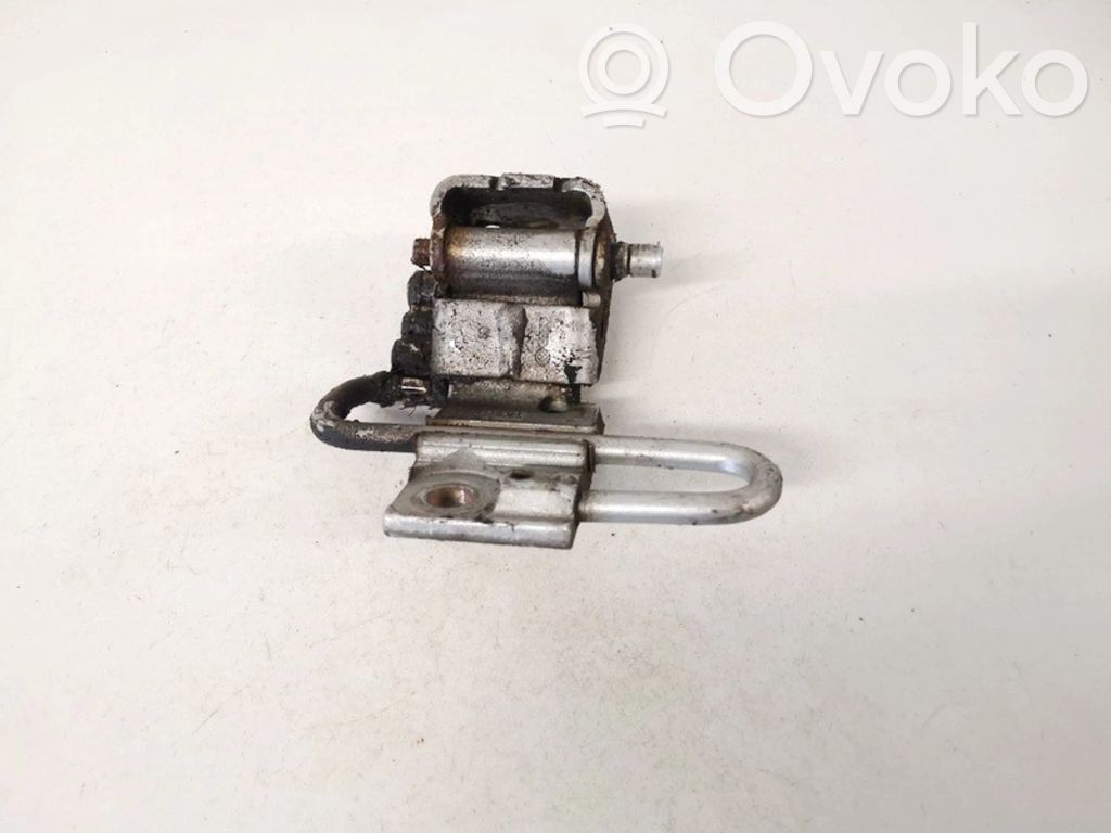 Bisagra superior puerta delantera   8E0831412B,8E0831412B