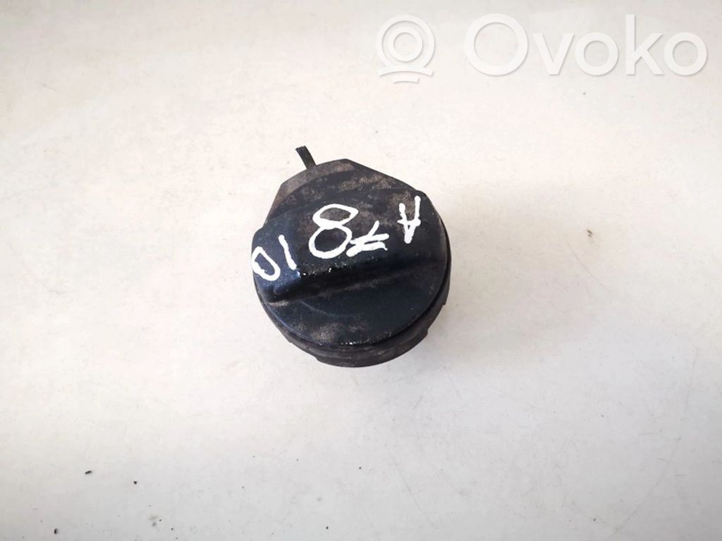 Volkswagen Polo Tappo del serbatoio del carburante 