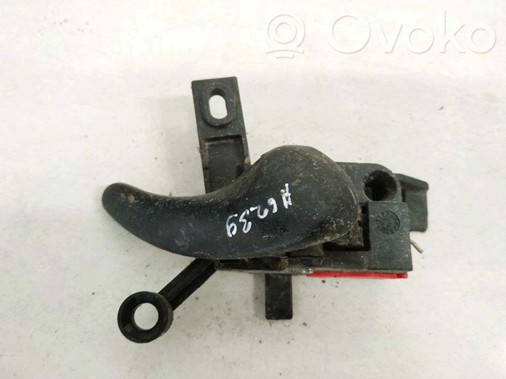 Manecilla interna puerta trasera   95VW22600ABW,95VW22600ABW