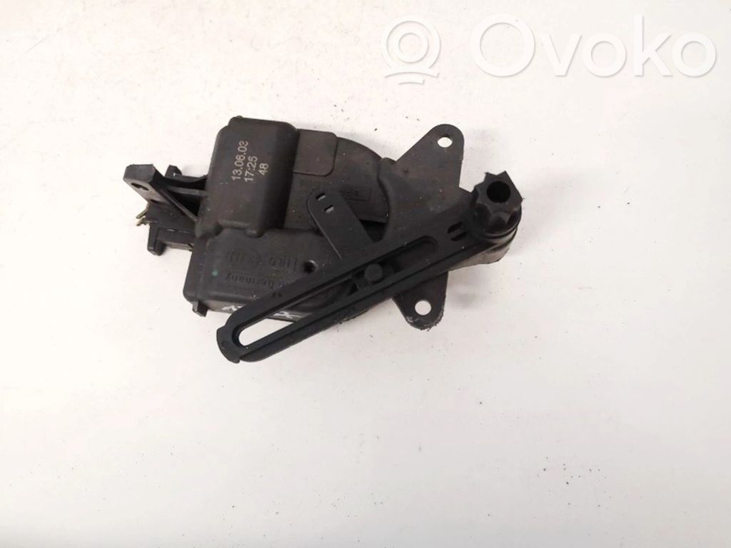 Volkswagen Golf IV Motor/actuator clapetă aer