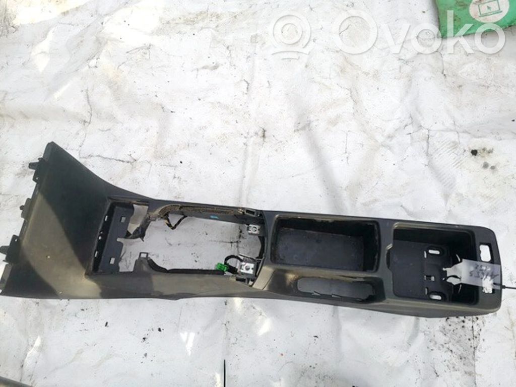 Volvo V50 Otros repuestos del interior 