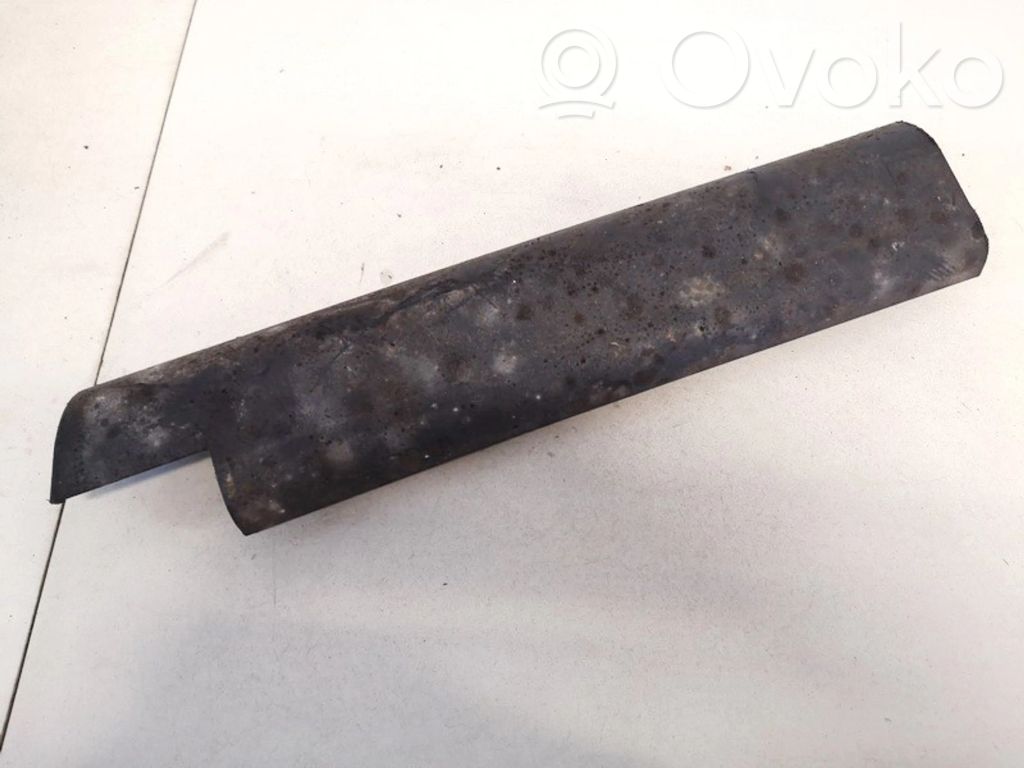 BMW 7 E65 E66 Kita salono detalė 