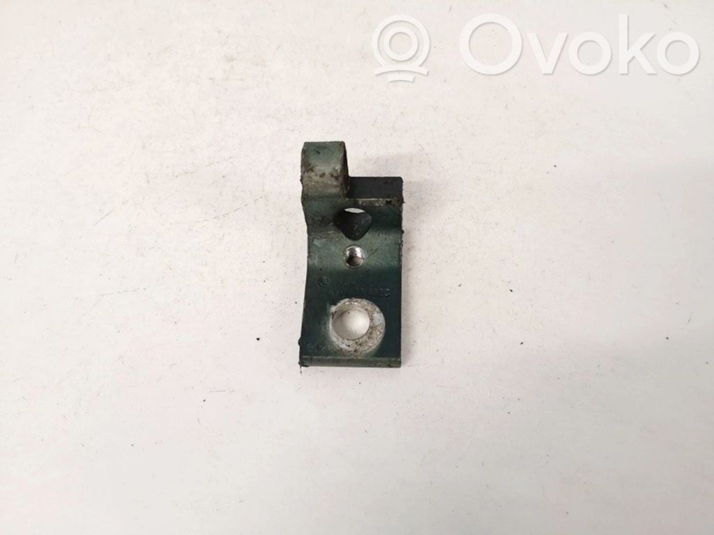 Skoda Octavia Mk2 (1Z) Cerniera superiore della portiera anteriore