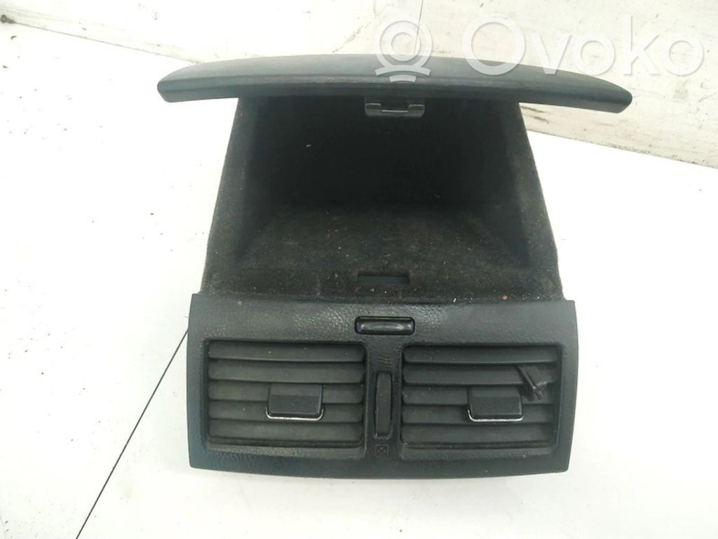 Toyota Avensis Verso Grille d'aération centrale 