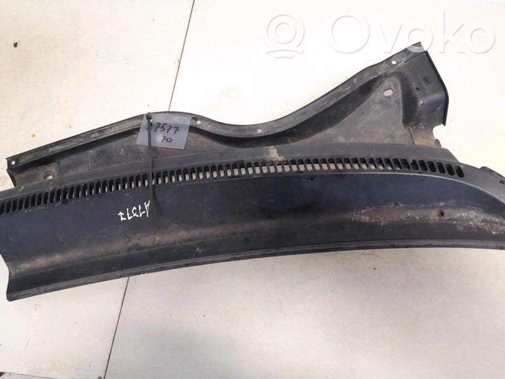 Toyota Corolla Verso AR10 Apărătoare ștergătoare 