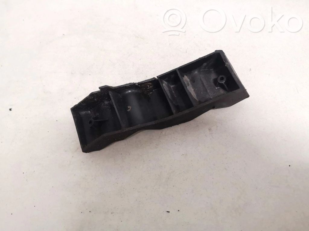 Front bumper mounting bracket   8N0807184,8N0807184