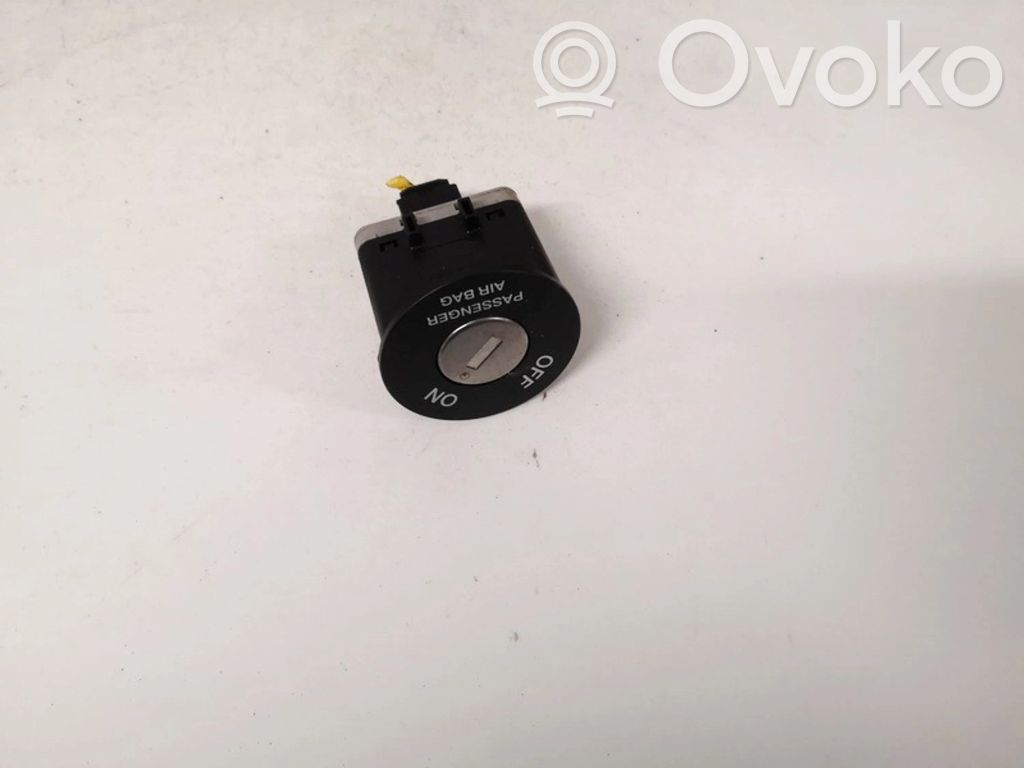 Hyundai i30 Comutator pornit/oprit airbag pasager