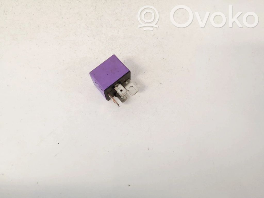 Otros relés   12V50A03525,12V50A03525