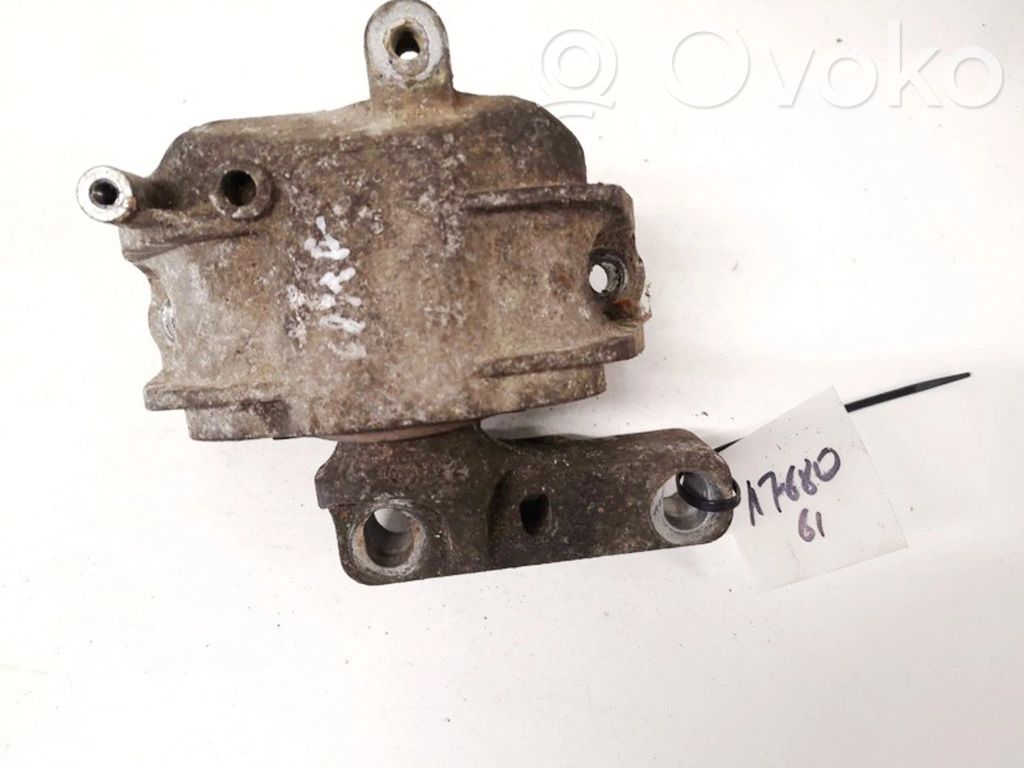 Volkswagen Caddy Suport tampon motor