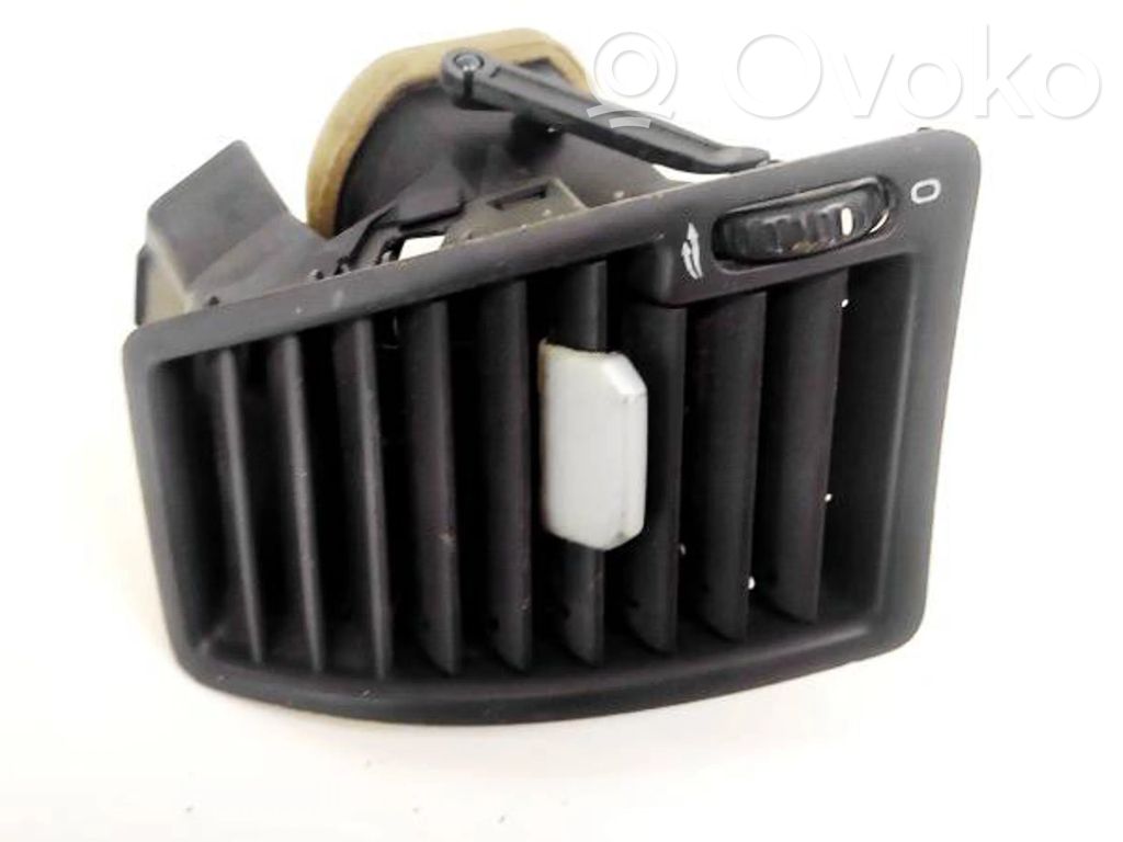 Volvo XC90 Griglia di ventilazione centrale cruscotto 
