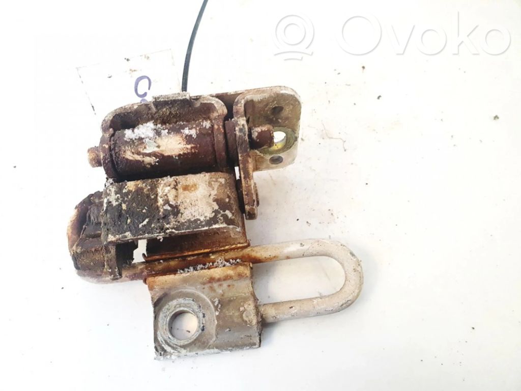 Volkswagen PASSAT B5 Balama inferioară ușă spate